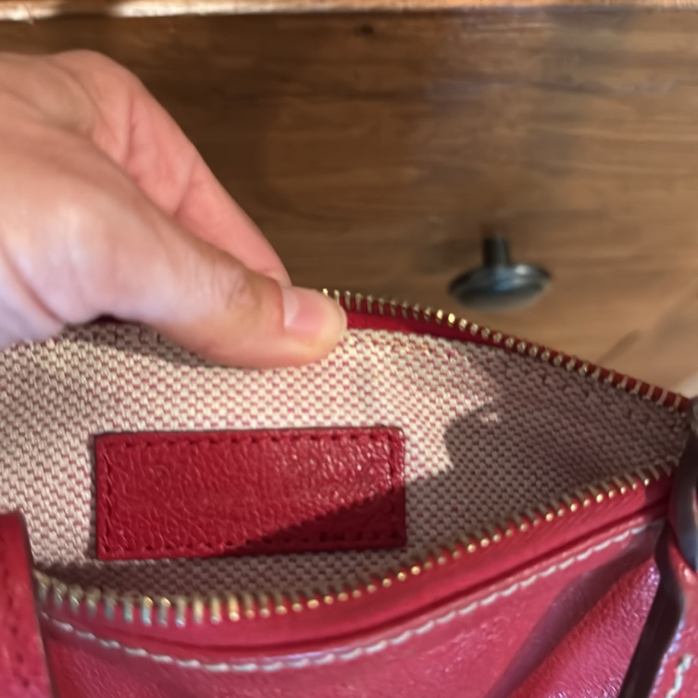 Dooney & Bourke Red Pebbled Leather Crossbody Bag purse - Picture 6 of 11